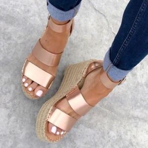 Dolce Vita Rose Good Stella Wedge